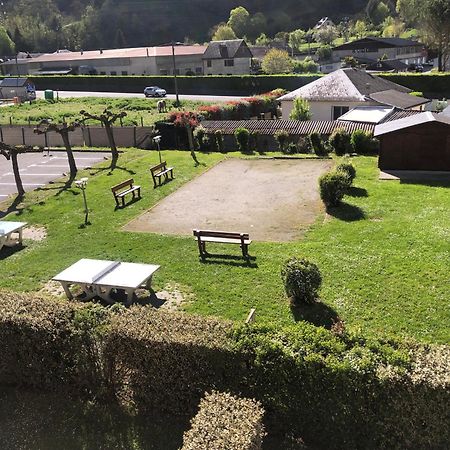 Appart T 3 Bagneres-De-Luchon Vue Montagne - Piscine Mi Juin Bagneres-de-Luchon Exterior foto
